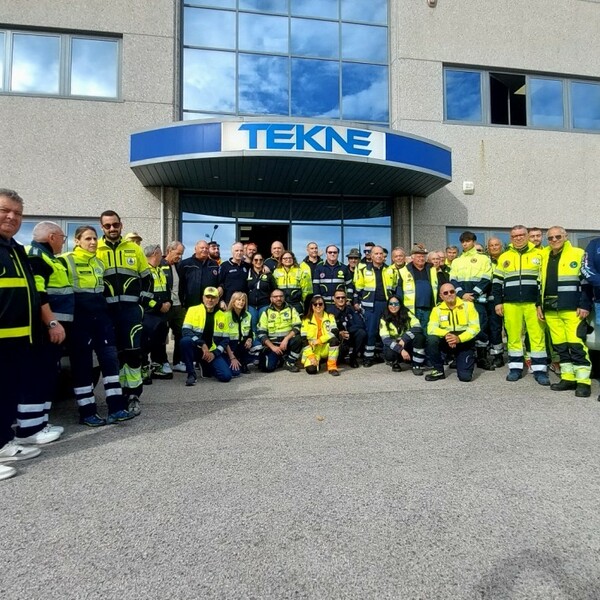 PICKUP AIB TEKNE Protezione Civile Abruzzo